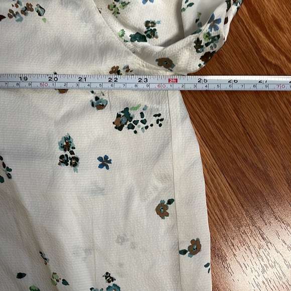 Vince Scattered Floral Silk Long-Sleeve Blouse - Medium - Picture 9 of 14